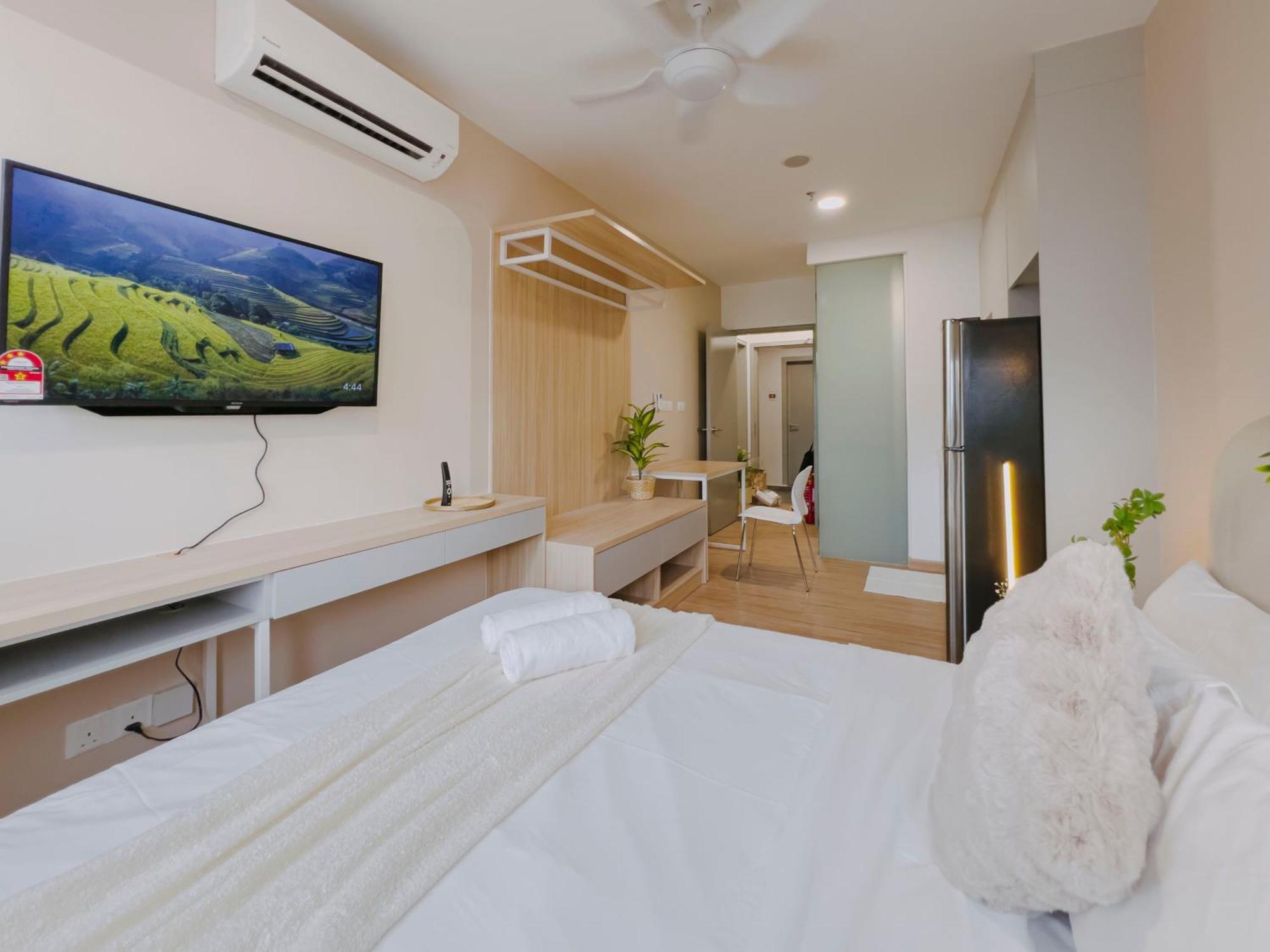 Sky Pool Suites Kl Sentral - Riveria City Kuala Lumpur Exterior photo